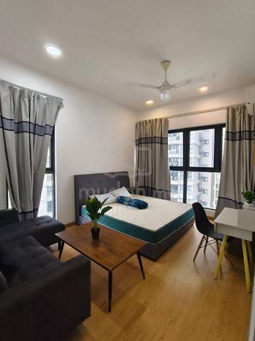 Danga Bay Female Room For Rent Available to Choose 1
