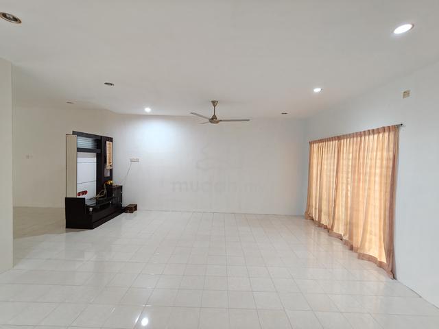 2-Storey Terrace House  [NO AGENT FEE] 3