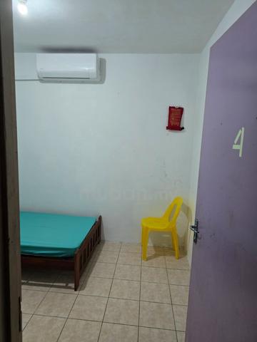 Bilik Room Kingfisher Raja Udang Likas Kolombong Inanam 1