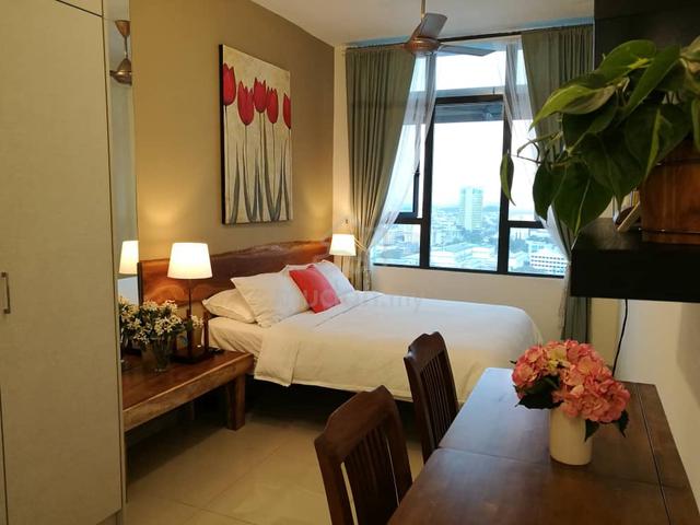 Centrestage Designer Suite 1