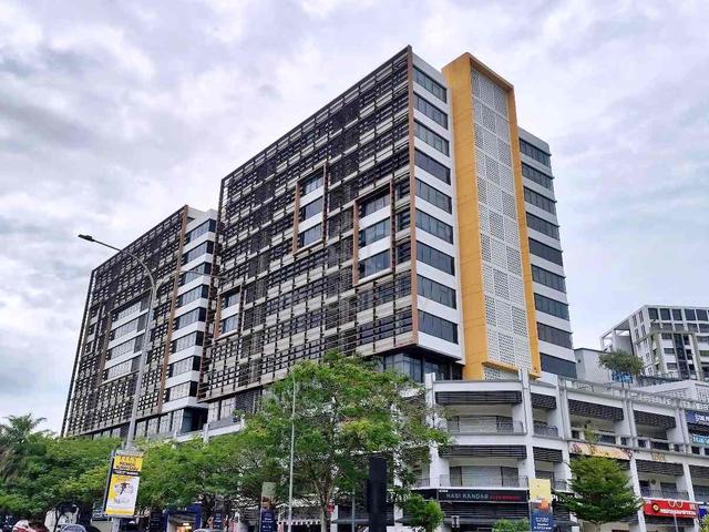 Office Lot in Pejabat Radia, Bukit Jelutong, Seksyen U8 1