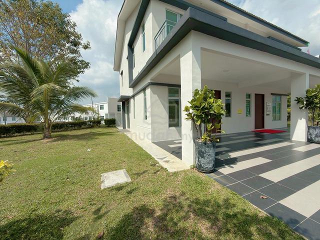 No Booking Fee Extra Land Freehold Double Storey Semi-D Jasin Mydin 1