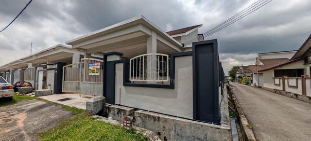 1 stry 4 bedroom tanjung minyak bukit rambai near cheng sg udang 1