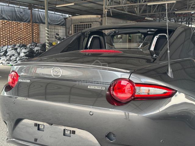 HARD CONVERTIBLE (MANUAL) 2021 Mazda MX-5 2.0 RF S - 3