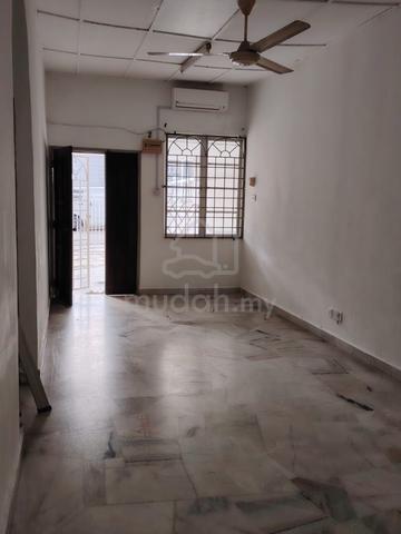 Vacant House Bukit Desa Single Storey Kepong Kuala Lumpur for rent 1