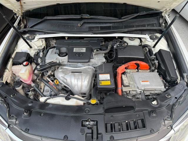 2017 Toyota CAMRY 2.5 HYBRID LUXURY (A) - 4