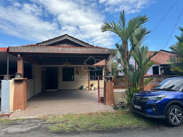 Renovated Semi D 1-Storey Taman Lagenda, Padang Serai 1