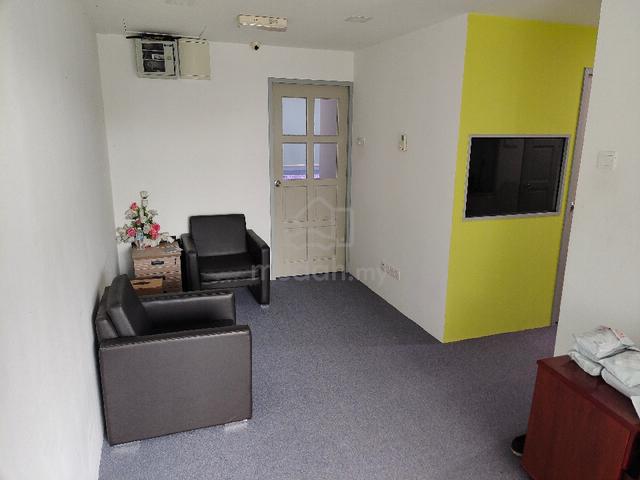 Ostia Bangi Furnished Office Room For Rent 1