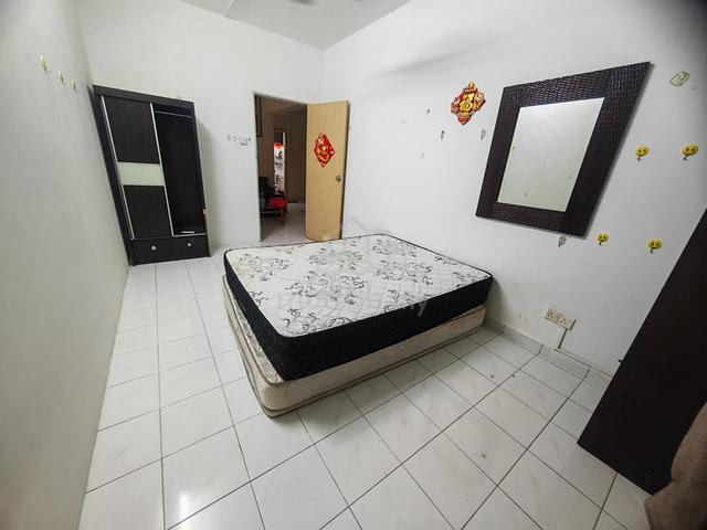Room for rent Male Skudai Villa Apartment Fully furnished 1