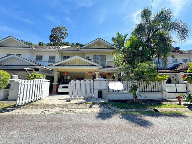 RENOVATED Double Storey Semi D Laman Oakleaf Ampang 1