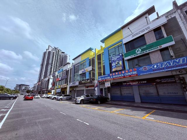 Setia Tropika 3 Storey Shop For Rent 1