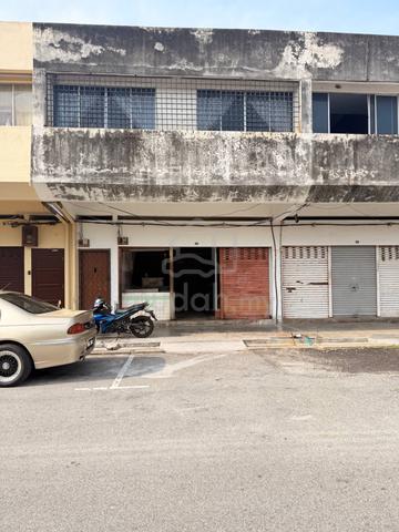 1st Floor Shop Unit For Rent (Suitable For Stay) 1