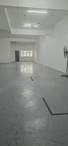 Office space@ Taman Perindustrian Subang UEP Taipan Subang Jaya 1