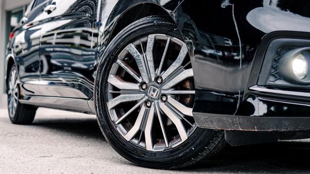 Honda CITY 1.5 V F.LIFT S.RIM P.SHIFT L.SEAT 2019 - 5