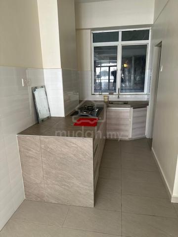 Ferringhi Mutiara Apartment 1