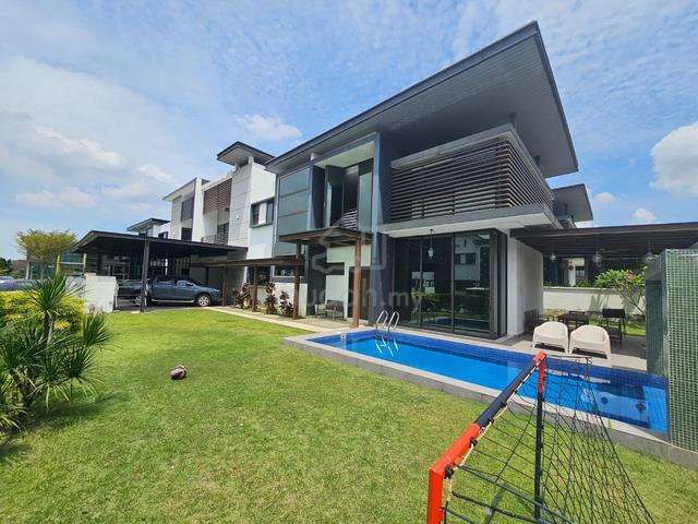 2 Storey Semi-D, Ficus Peak, Denai Alam [Renovated with Swimming Pool] 1