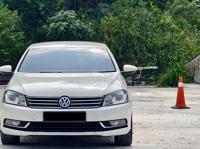 2013 Volkswagen PASSAT 1.8 TSI Sport (A) Car King - 2