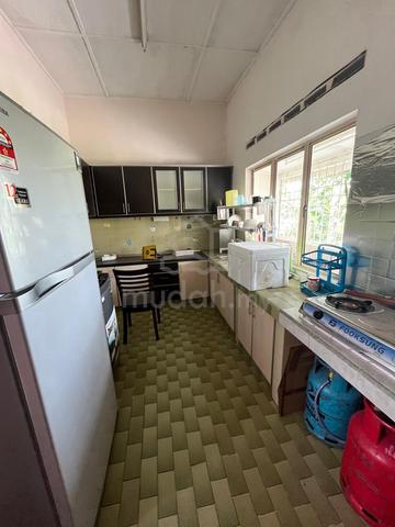 Single Storey Terrace House, SS2/4A, Petaling Jaya size 20 x 70 1