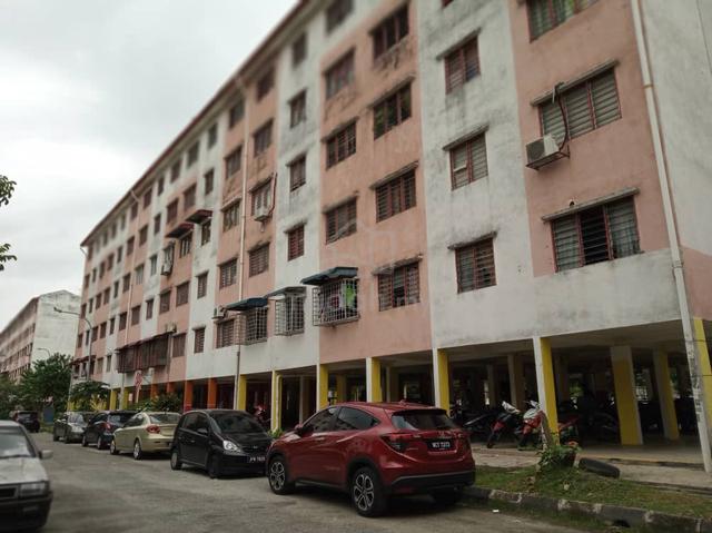 Flat PKNS Seksyen 7 Shah Alam 1