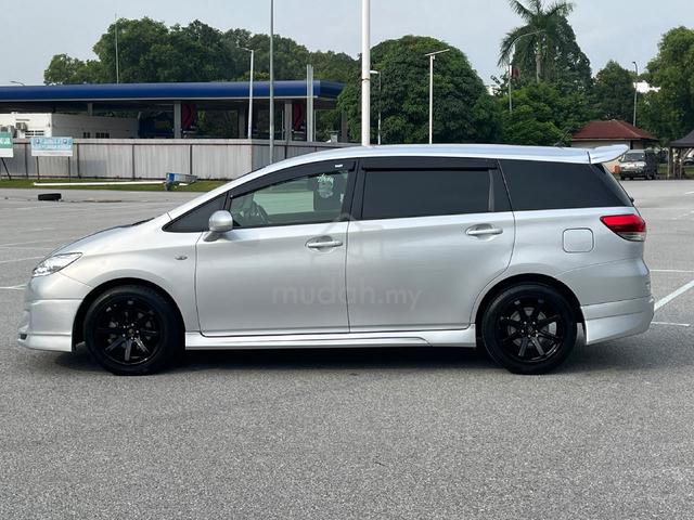 Toyota Wish 1.8 (a) 2010 - 3