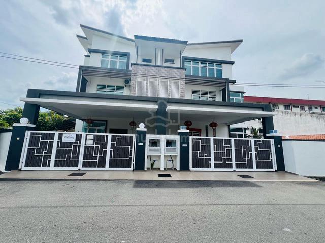 CORNER 2.5 Storey Semi-D Taman Bukit Senjuang near Ujong Pasir Semabok 1