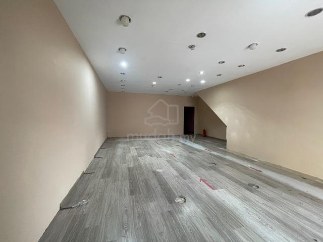 [ Ground Floor ] 3 Storey Rawang Town Shop Lot 1