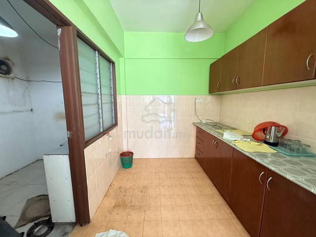Pangsapuri Seri Pinang (Seri Kembangan) 1