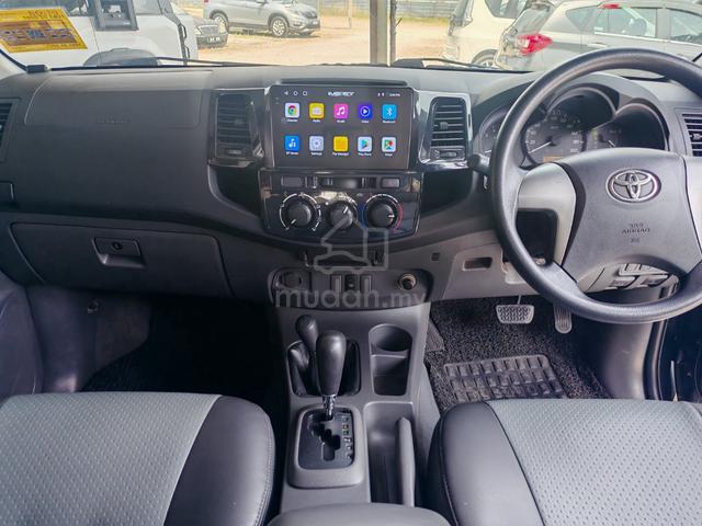2011 Toyota HILUX 2.5 G FACELIFT (A) No off road - 5