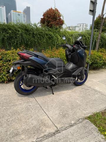 USED Yamaha XMAX V2 🖤 Like New - photo 3 of 6