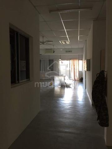2 storey shop house lorong sempadan ayer itam 2000sf rare low price 1