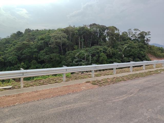 tanah tepi highway csr utk dijual 1