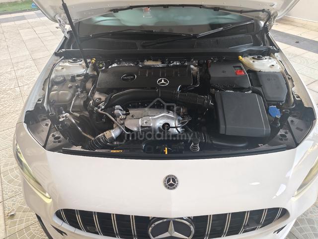 2018 Mercedes Benz A250 2.0 SPORTS FACELIFT (A) - 4
