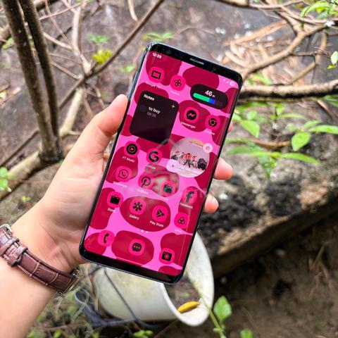 Samsung Galaxy S9 Plus (Android 15) - photo 2 of 5