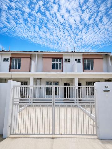 2025 Double Storey Terrace 4R3B Meridin East Erica Pasir Gudang 1