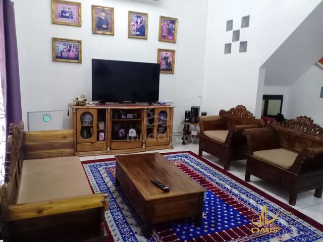 FOR SALE Teluk Gedung Indah Port Klang Double Storey Corner House 1