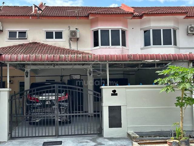 Freehold Renovated Double Storey Taman Sri Pulai Seremban 1