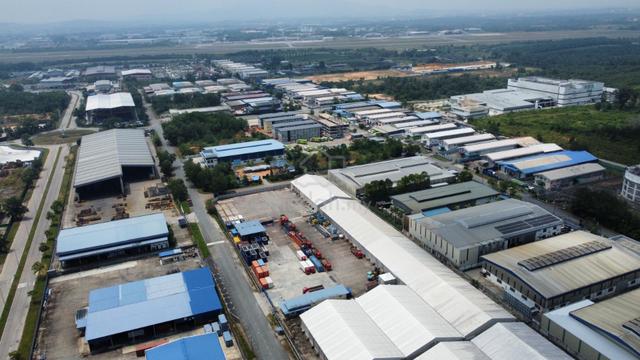 Senai Industrial Land (8.7 Acres) For Sale 1