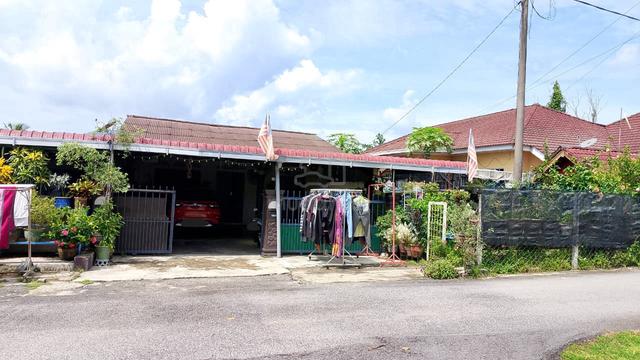 Chenderiang,1-storey bungalow 4rooms & 2 bathroom 1