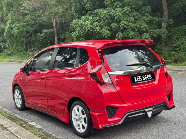 ORI 2016 Honda JAZZ 1.5 S (A) Nice Car Plate! - 4