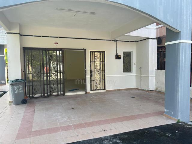 Peaceful Area Corner House 2- STOREY Terrace House (Sikamat) 1
