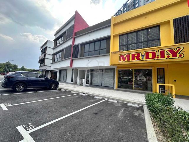 Ground floor shop at Laman Idaman Bukit Jelutong, Shah Alam. 2 units 1