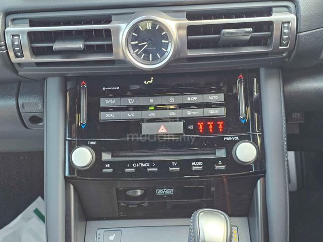 2022 Lexus IS300 2.0 F-SPORT (A) M. Lenvinson-M Bl - 2