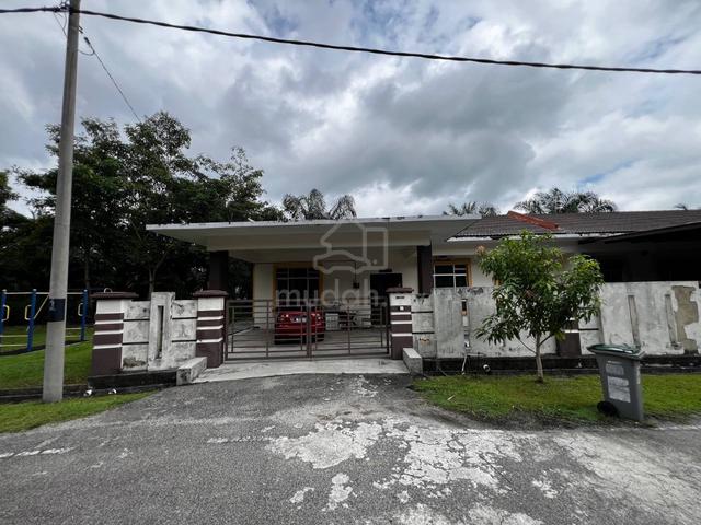 Semi-Detached House for Sale, 3 Bedroom, 2792 sq.ft, Muar, Johor | Mudah.my