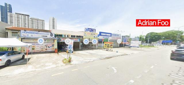 Ground Floor ShopHouse 1000sf Facing Main Road At Bayan Baru 1