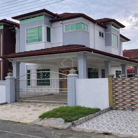 Double Storey Semi Detached House at Kota Samarahan, Uni Garden 1