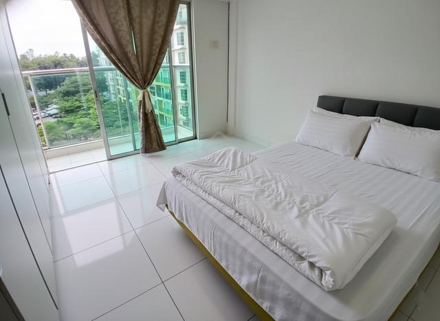 The Twin Residences @ Tampoi 1