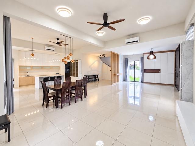 [Big Size 6418 sqft] Double Storey Banglo, Dalia Residences, Tropicana 1