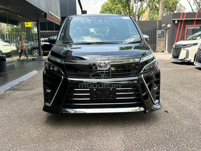 2021 Toyota VOXY 2.0 ZS KIRAMEKI III (A) - 1