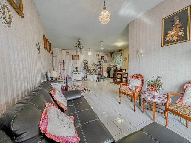 Pangsapuri Sutera Apartment (Kajang) 1