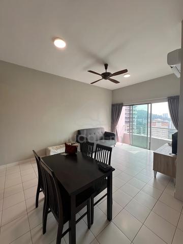 University Place (Plaza Ivory) 1